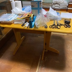 ダイニングテーブル　卓面が拡がります