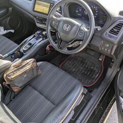 平成26年式 ヴェゼルハイブリッド最上級グレードZ　車検2年付き！ 84万円の画像