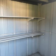 鍵なし古い物置の画像