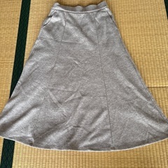 上田市からです。ロングスカート
