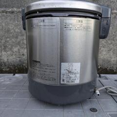 Rinnai(ﾘﾝﾅｲ)LPｶﾞｽ 1升焚き炊飯器の画像