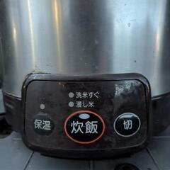 Rinnai(ﾘﾝﾅｲ)LPｶﾞｽ 5合焚き炊飯器の画像