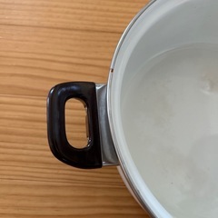 直径27センチ　鍋の画像
