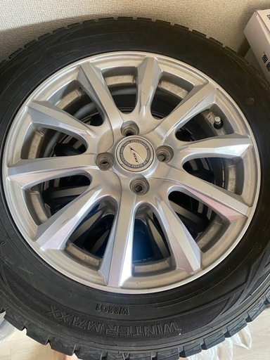 スタッドレスタイヤ