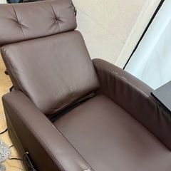 定価6万電動リクライニングチェアの画像