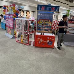 「イベント会場でのおしごと♪ティッシュ配ってご案内」の画像
