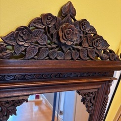 木彫の鏡　の画像