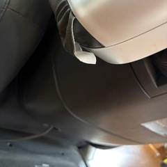 電動リクライニング揉みほぐしチェアの画像