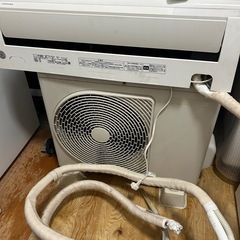 TOSHIBA ルームエアコン おもに6畳用 RAS-F221M...