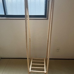 急募/ハンガーラック木製/中古