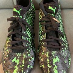 PUMA サッカースパイク 27.0cm メンズ ブラック×グリーン おしゃれの画像