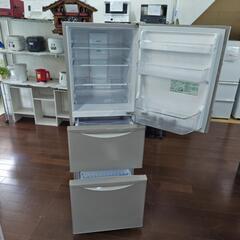日立ノンフロン冷凍冷蔵庫　2020年製 日立ノンフロン冷凍冷蔵庫 (ぽいんとらいん) 赤岩口のキッチン