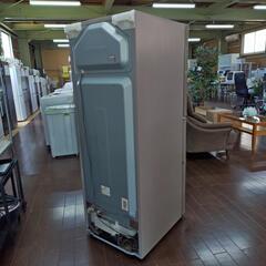 日立ノンフロン冷凍冷蔵庫 (ぽいんとらいん) 赤岩口のキッチン