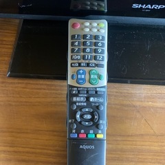 32型SHARP液晶テレビの画像