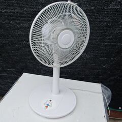 7/9●ＮＥＯＶＥ　３０㎝ＤＣリビング扇風機　（FTS30ｰBD16）の画像