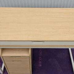 ニトリ ワークデスク + ワゴン アーリン2 事務机 パソコンデスク

の画像