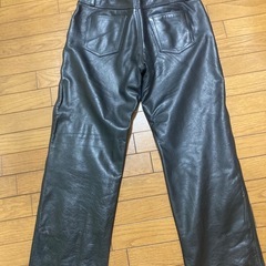 革パンツ　レザーパンツの画像