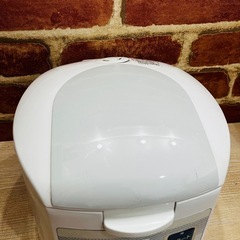 【SHARP】ジャー炊飯器 KS-H5E7-KB 2011年製の画像