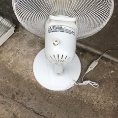 NO：3728  山善30cmリビング扇風機‼️  美品お買い得品❣️値下げ‼️の画像