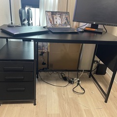 パソコンデスク、ゲーミングデスク