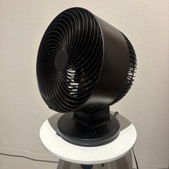 サーキュレーター　黒