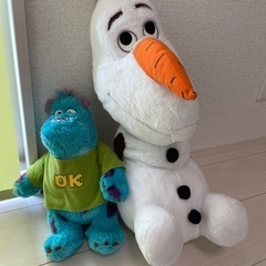オラフとサリーのぬいぐるみ