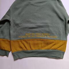 未着用　裏起毛トレーナー　若草色　120センチの画像