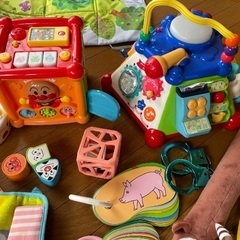 子どものおもちゃ　大量　まとめ売りの画像