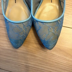 FRAY I.D レース パンプスの画像