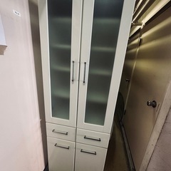 食器棚の画像