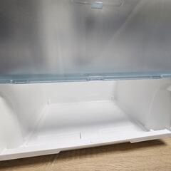 プラスチック収納ケースの画像