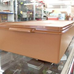 Tupperware ロング スーパーケース ② 38リットル ブラウン 収納ケース 衣類収納 タッパーウェア 札幌市屯田店の画像