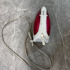 TOSHIBA　スチームアイロン