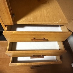 収納家具の画像