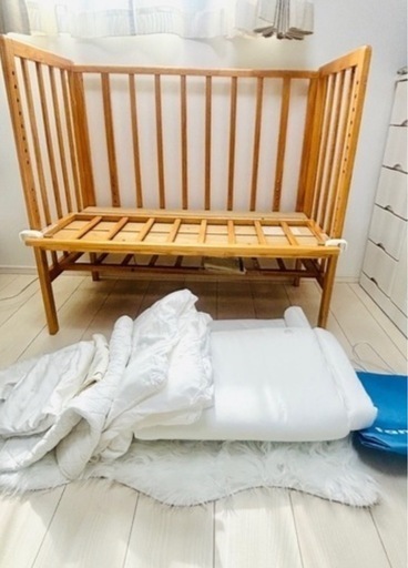 そいねーるベビーベッドと専用別売りマット・シーツ類セット