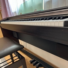 電子ピアノ(椅子付)　CASIO PX700の画像