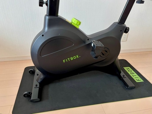 FITBOX フィットボックス 専用マット・サドルカバー付　トレーニングバイク フィットネスバイク エアロバイク スピンバイク ブラック 中古美品