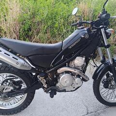 トリッカー250