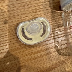 【値下げ中】ピジョン 哺乳瓶 母乳実感 おしゃぶり 新生児 セット　の画像