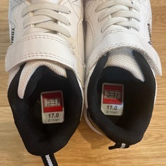 お取引完了　17cm スニーカー　トミカの画像