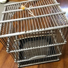 竹製鳥籠の画像