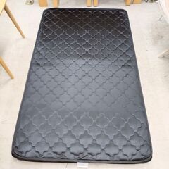 【無料】8891 マットレス ブラック セミダブル SD 黒 寝具 寝具用品 厚さ165mm × 幅1200mm × 長さ1950mmの画像