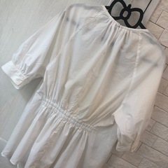 BEAUTY&YOUTH UNITED ARROWS白ブラウスの画像