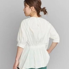 BEAUTY&YOUTH UNITED ARROWS白ブラウスの画像