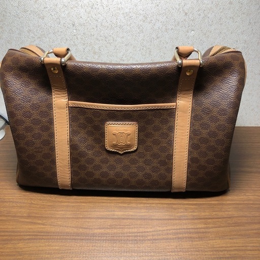 セリーヌボストンバック