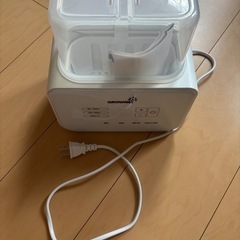 GROWNSY  ミルクウォーマー兼哺乳瓶用消毒ケース 24時間保温機能　
の画像
