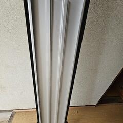 窓用エアコンのロング窓パネルの画像