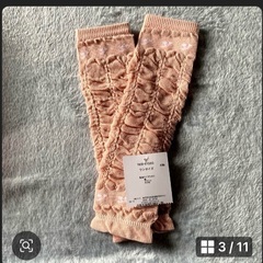 さらに値下げしました！新品未使用　BeBe 半袖ワンピース2着とレッグウォーマー！定価50%引きです！の画像