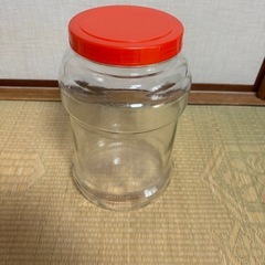 梅酒瓶の画像