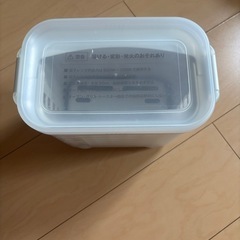 哺乳瓶消毒ケース
